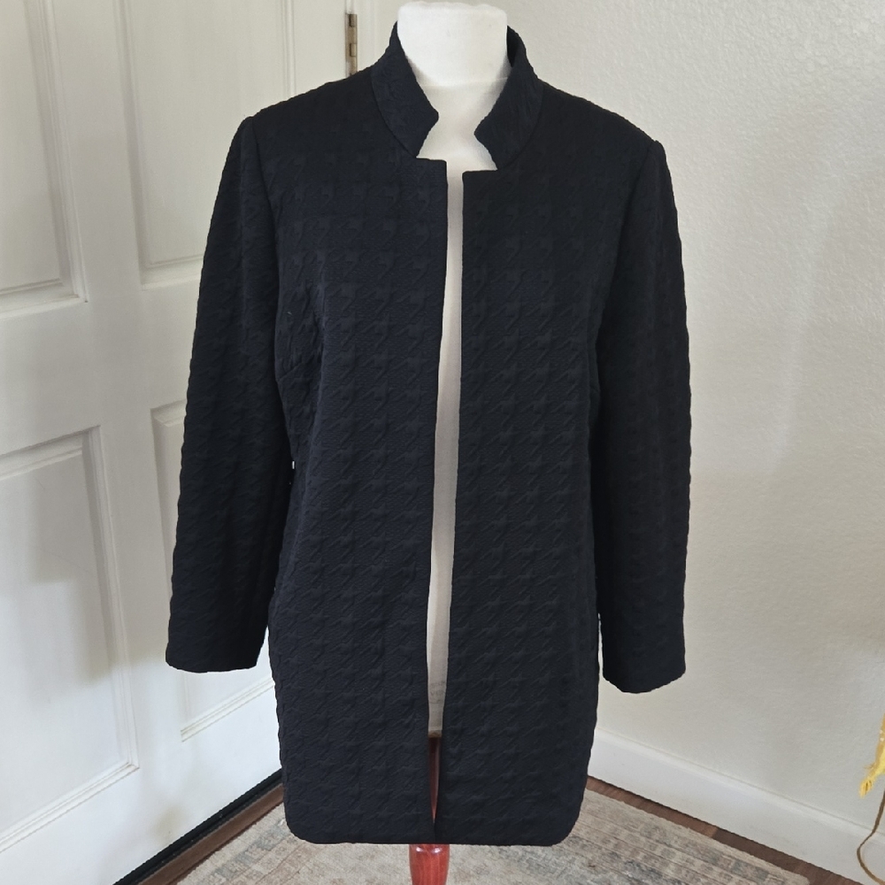 Chico's Black Open-Front Houndstooth-Texture Blazer